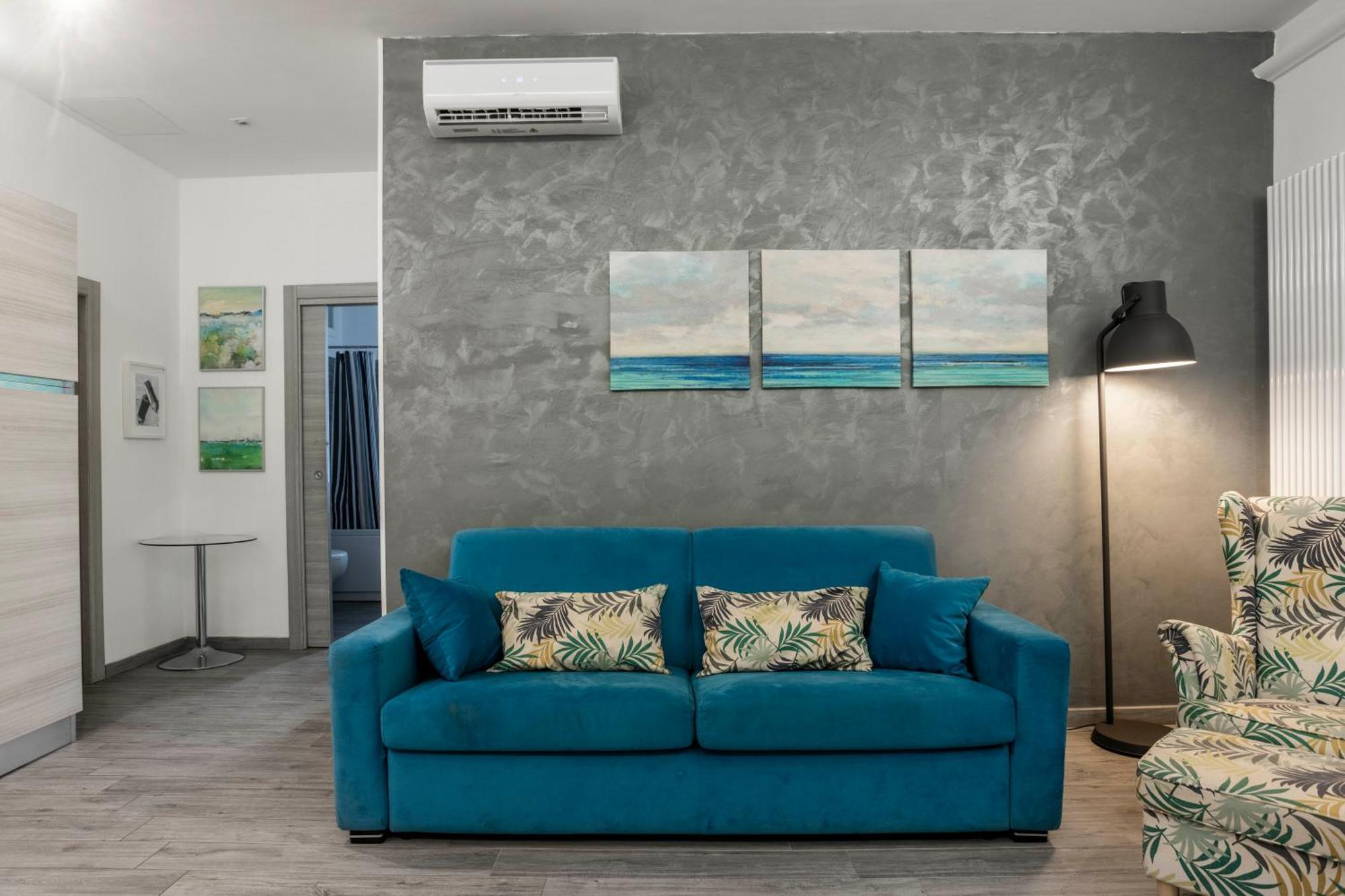 Merulana Deluxe Apartment Рим Екстериор снимка