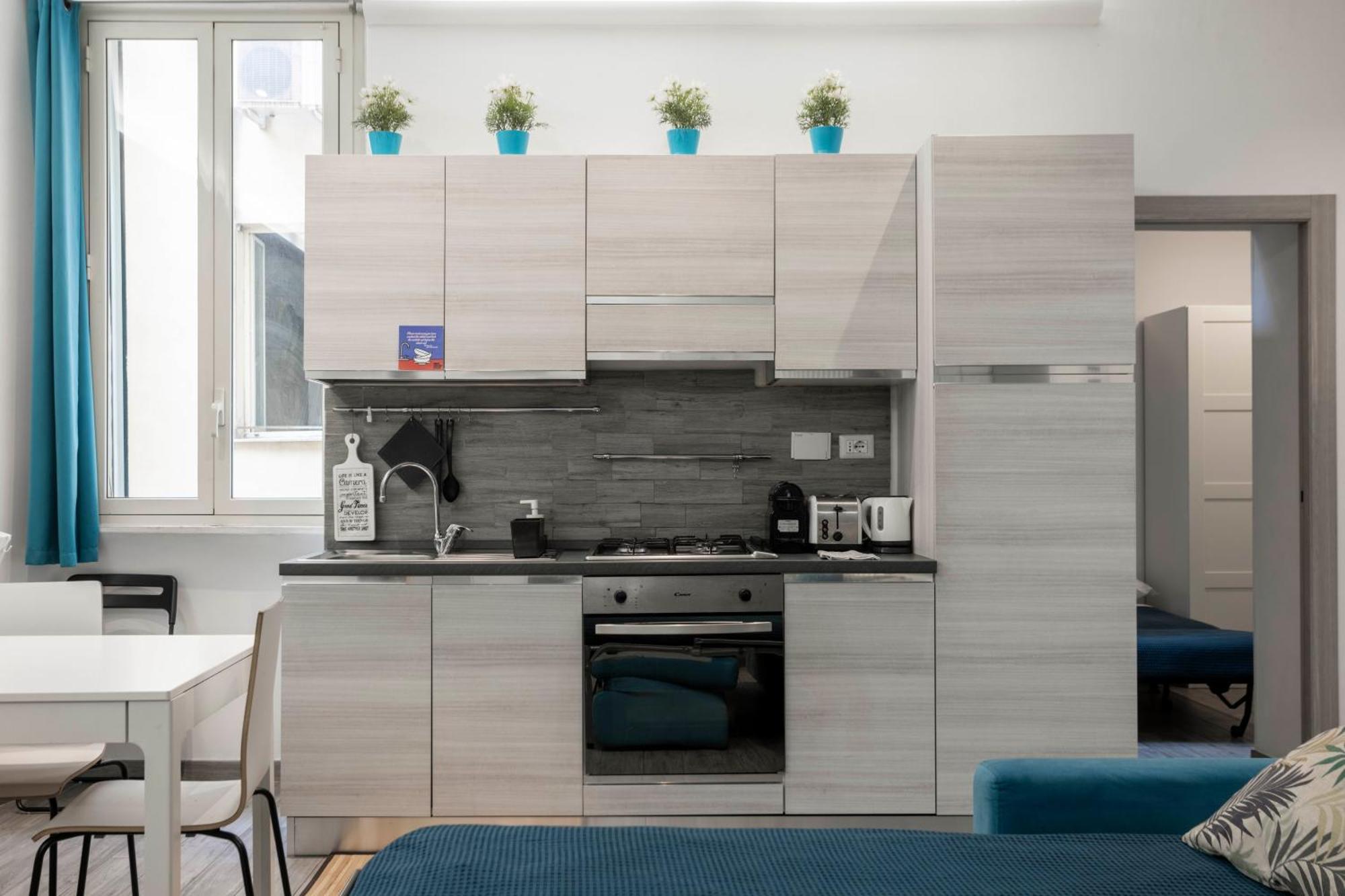 Merulana Deluxe Apartment Рим Екстериор снимка
